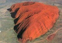 Uluru-Kata Tjuta Park - ออสเตรเลียภาพถ่ายและคำอธิบาย