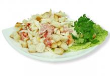 Απλές συνταγές για σαλάτες με λάχανο και ζαμπόν